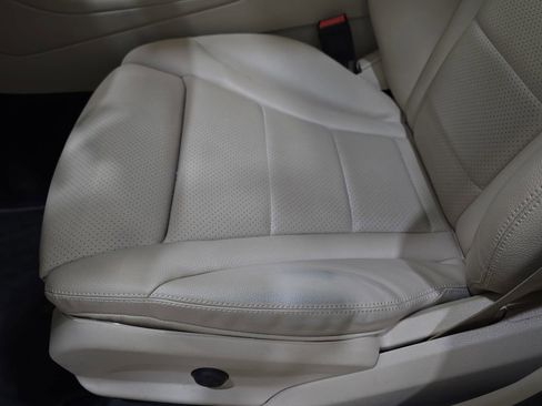 Used 2022 Mercedes-Benz GLC 300 4MATIC image 31