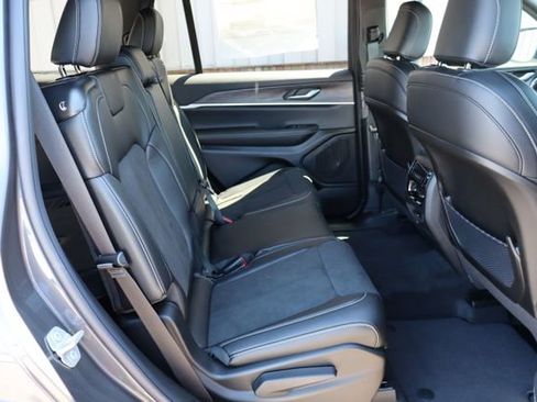 New 2026 Jeep Grand Cherokee L 4WD image 48