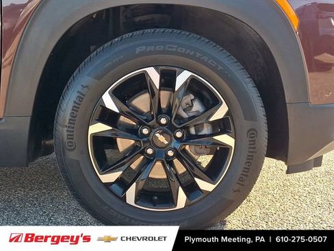 Certified 2023 Chevrolet TrailBlazer LT w/ Convenience Package FWD image 10