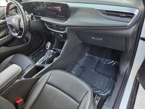 Used 2024 Buick Encore GX Sport Touring image 20