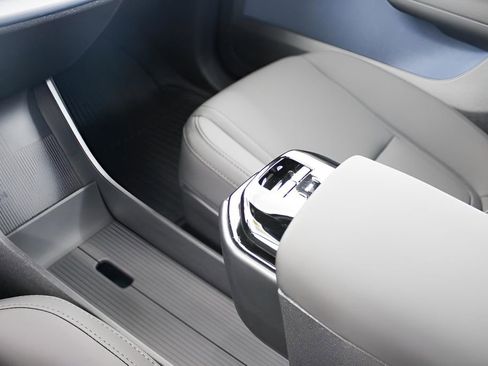 New 2026 Volvo EX30 Ultra w/ Protection Package Premier image 23