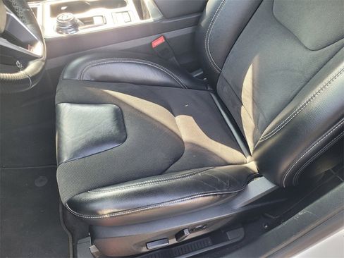 Used 2022 Ford Edge ST image 11