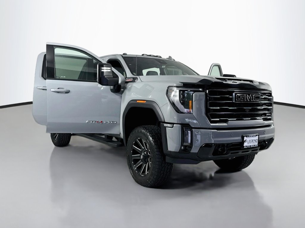 Used 2024 GMC Sierra 2500 AT4 w/ Technology Package AWD/4WD image 29