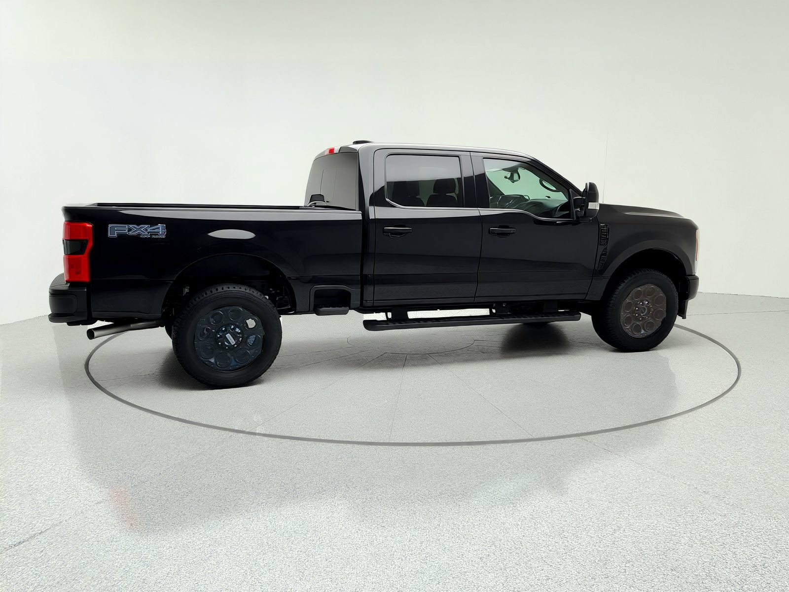 New 2026 Ford F250 XLT w/ XLT Premium Package AWD/4WD image 9