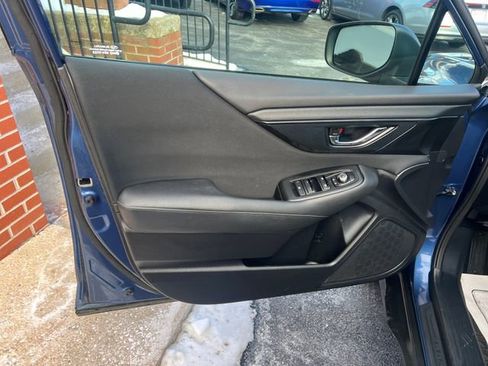 Used 2022 Subaru Outback Premium image 15