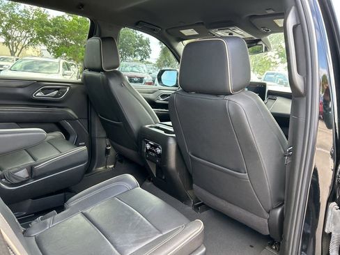 Used 2023 GMC Yukon SLT RWD image 48
