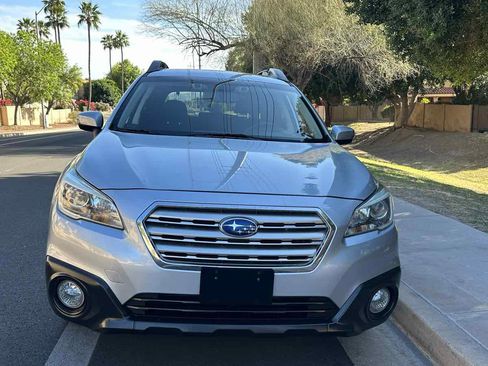 Used 2015 Subaru Outback 2.5i Premium image 3