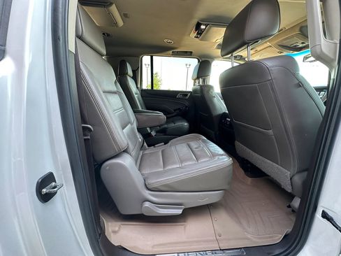 Used 2017 GMC Yukon XL Denali w/ Open Road Package AWD/4WD image 16