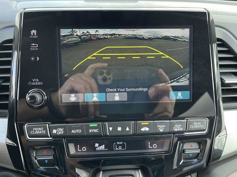 Used 2019 Honda Odyssey EX-L image 25