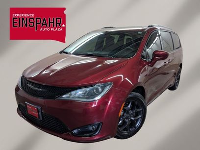 Used 2019 Chrysler Pacifica Touring-L w/ S Appearance Package