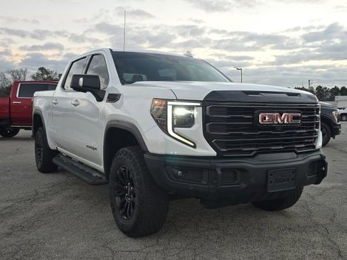 Used 2023 GMC Sierra 1500 AT4X image 7