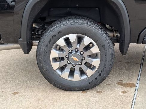 New 2026 Chevrolet Silverado 2500 LT w/ Texas Edition AWD/4WD image 3