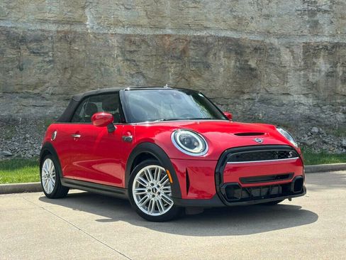 Used 2024 MINI Cooper S FWD image 5