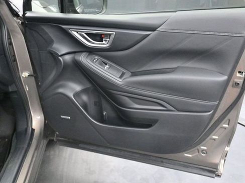 Used 2019 Subaru Forester Limited image 10