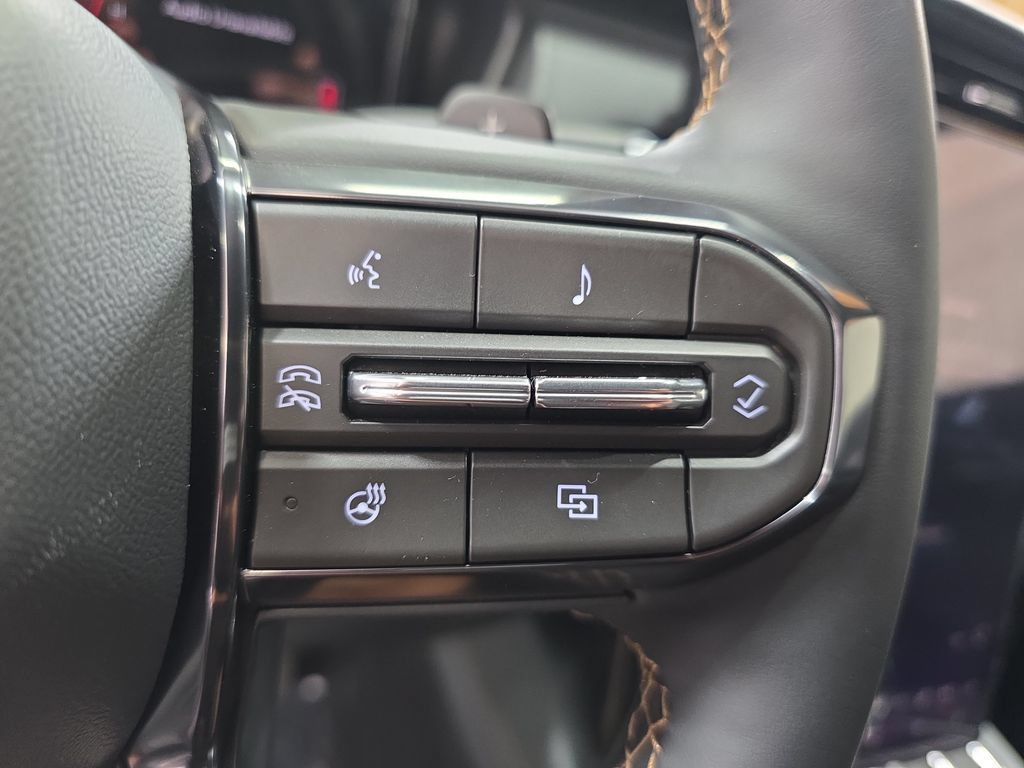 New 2026 GMC Terrain AT4 w/ Convenience Package III AWD/4WD image 18