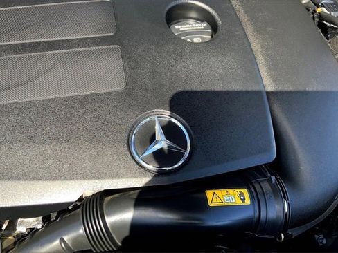 Certified 2021 Mercedes-Benz GLC 300 image 29