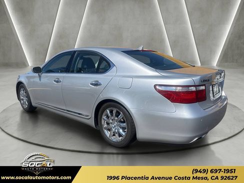 Used 2007 Lexus LS 460 RWD image 3