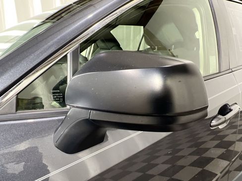 Used 2019 Toyota RAV4 LE image 14