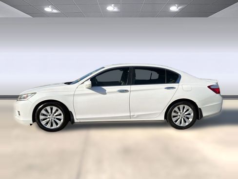 Used 2015 Honda Accord EX-L image 2