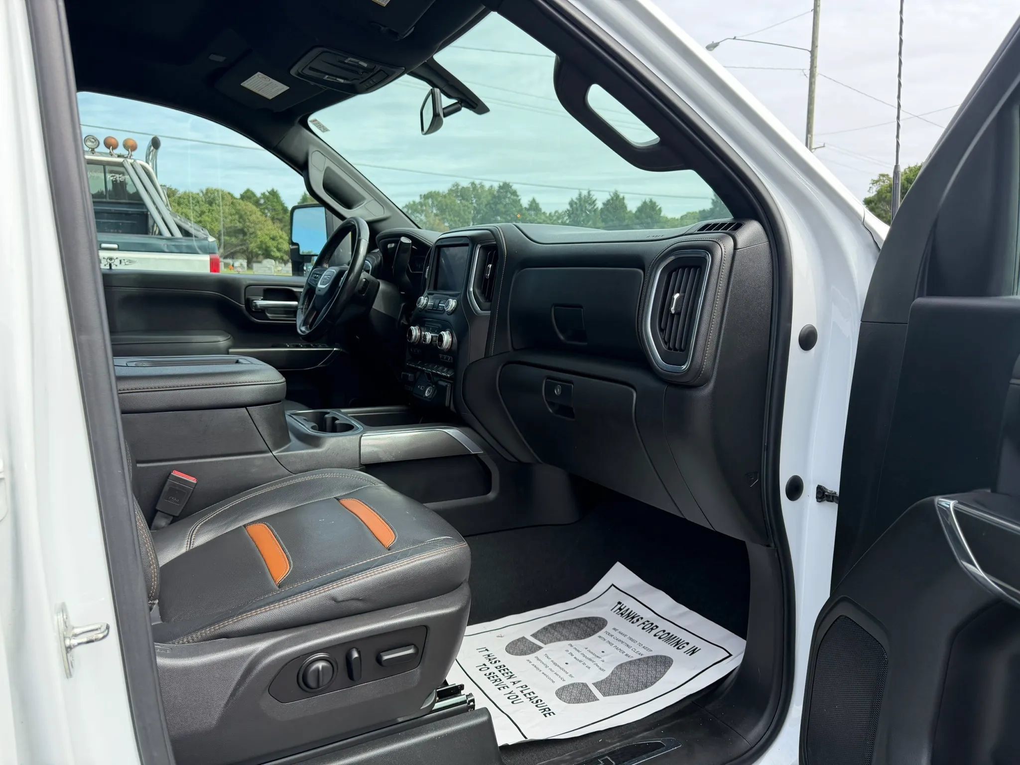 Used 2022 GMC Sierra 2500 AT4 w/ Gooseneck/5TH Wheel Package AWD/4WD image 25
