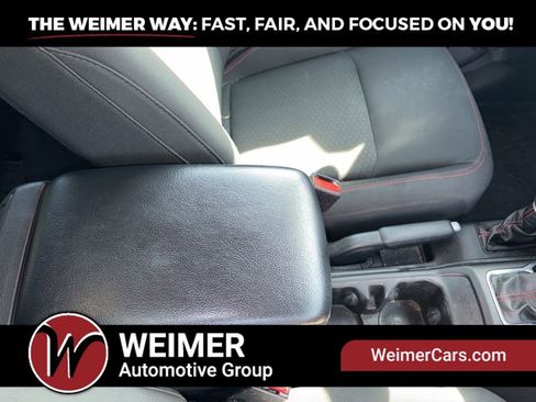 Used 2021 Jeep Wrangler Unlimited Rubicon AWD/4WD image 36