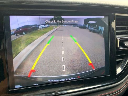 Used 2023 Dodge Durango R/T image 27