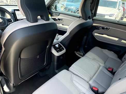 New 2026 Volvo XC90 T8 Ultra w/ Protection Package Premier image 22