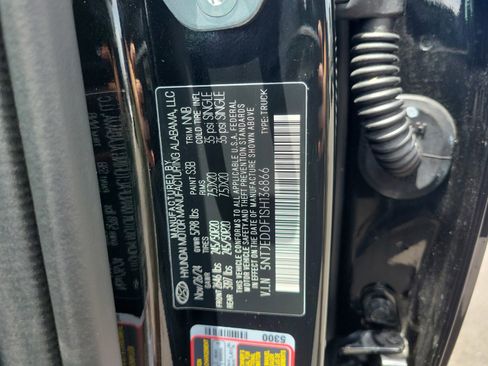 Used 2025 Hyundai Santa Cruz Limited AWD/4WD image 34