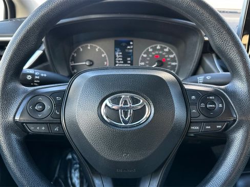 Used 2024 Toyota Corolla LE image 25