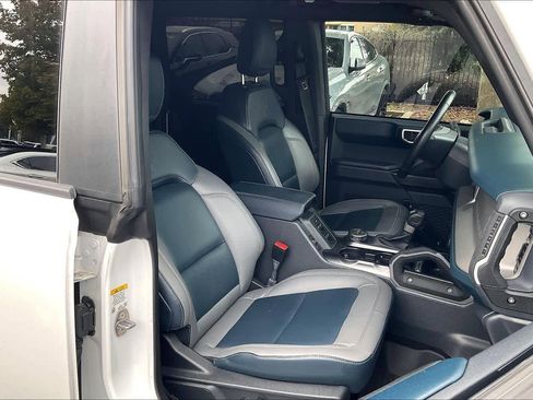 Used 2024 Ford Bronco Outer Banks image 10