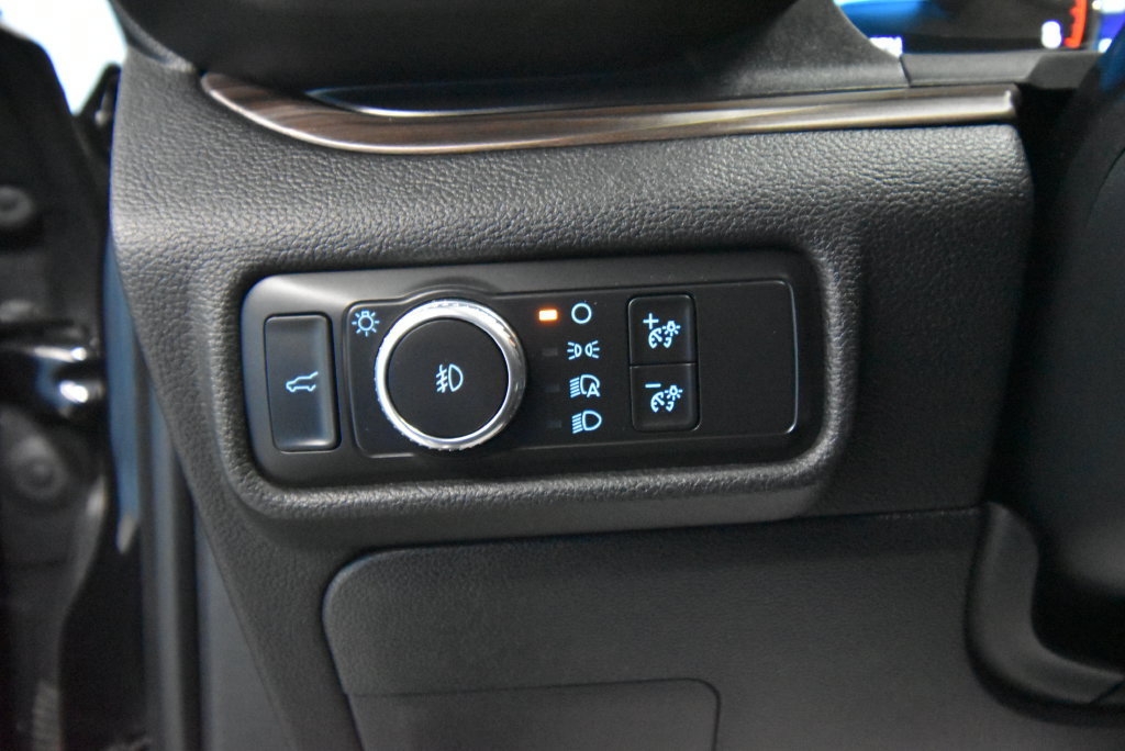 Used 2020 Ford Explorer Limited AWD/4WD image 10