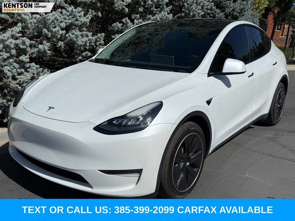 Used 2023 Tesla Model Y Long Range AWD/4WD image 3