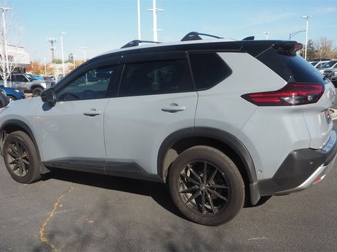 Used 2023 Nissan Rogue Platinum w/ Platinum Premium Package image 7