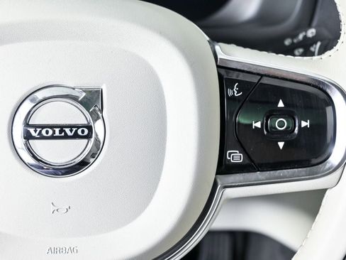 Certified 2024 Volvo XC90 B6 Plus w/ Protection Package Premier AWD/4WD image 13