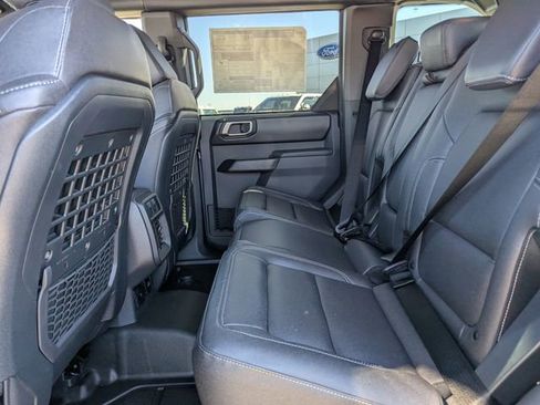 New 2025 Ford Bronco Badlands w/ Sasquatch Package image 16