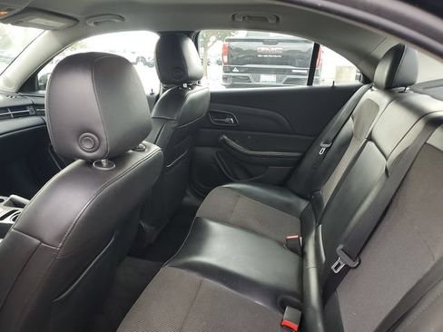 Used 2015 Chevrolet Malibu LT w/ Power Convenience Package FWD image 8