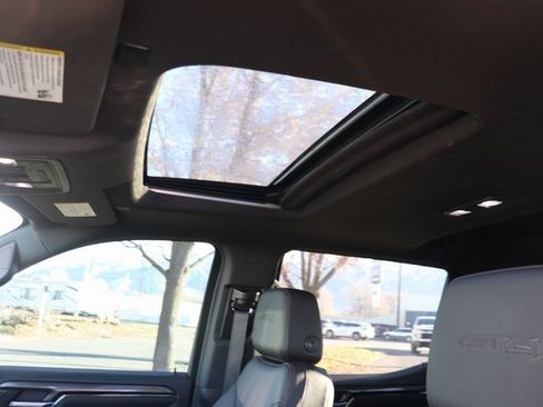 Used 2023 GMC Sierra 1500 AT4 w/ AT4 Premium Package image 16