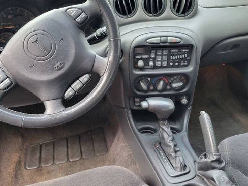 Used 1999 Pontiac Grand Am SE FWD image 6