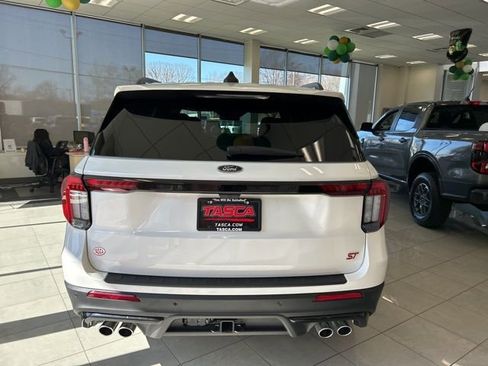 New 2025 Ford Explorer ST w/ Sun And Sound Package image 6