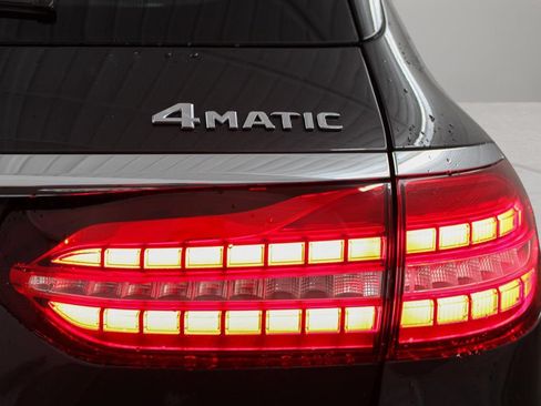 Used 2023 Mercedes-Benz E 450 4MATIC All-Terrain Wagon image 33