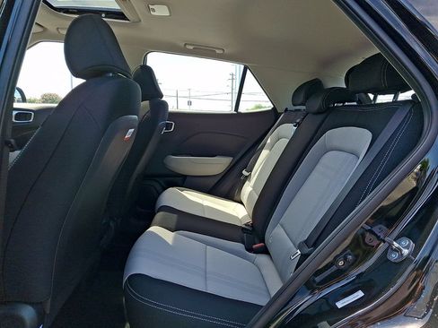 New 2026 Hyundai Venue SEL FWD image 6