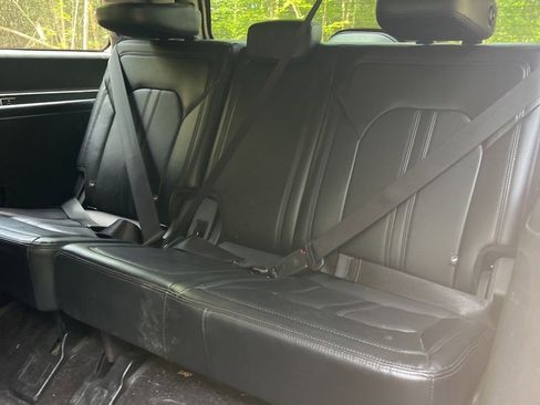 Used 2019 Ford Expedition Limited w/ Special Edition Package AWD/4WD image 5