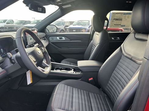 New 2026 Ford Explorer ST-Line w/ ST-Line Street Pack image 8