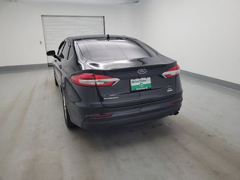 Used 2019 Ford Fusion SE FWD image 6