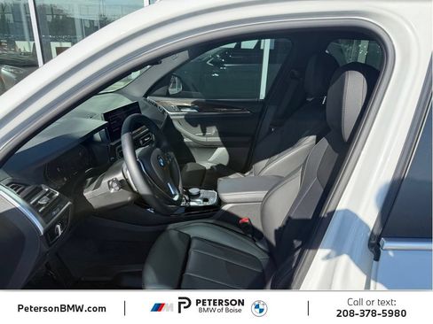 Used 2023 BMW X3 xDrive30i w/ Premium Package w/ZPA AWD/4WD image 13
