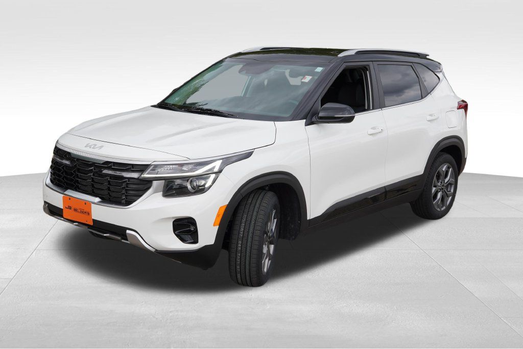 Certified 2024 Kia Seltos S FWD image 11