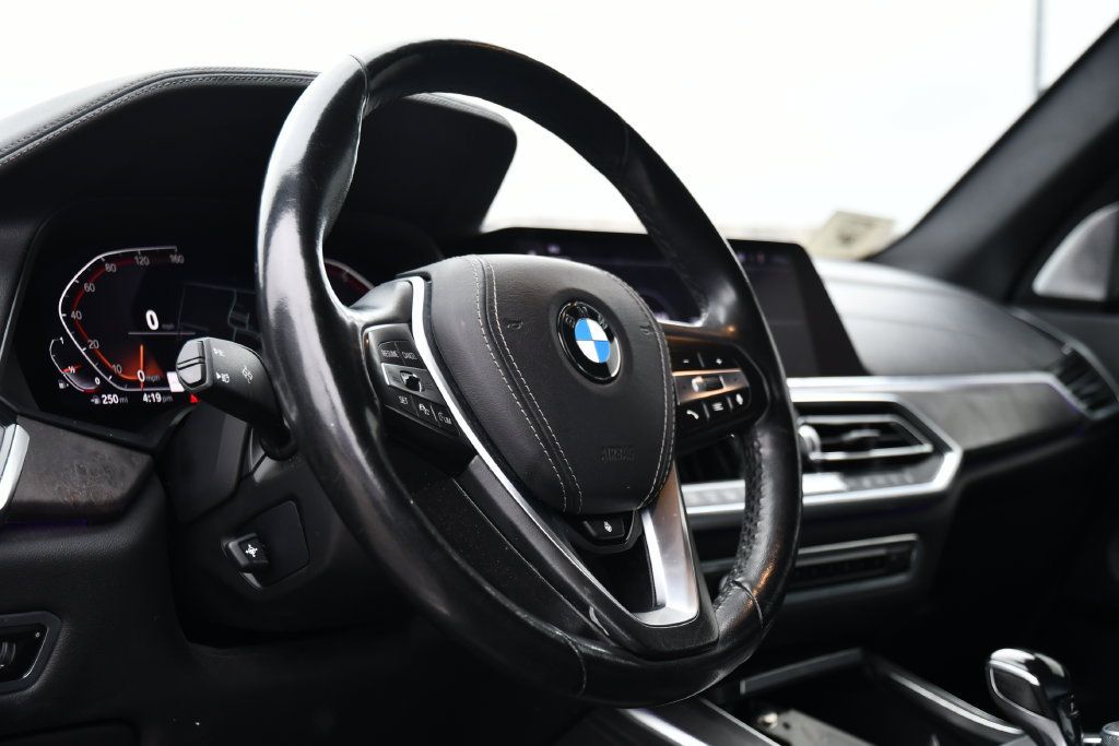 Used 2019 BMW X5 xDrive40i w/ Off-Road Package AWD/4WD image 13