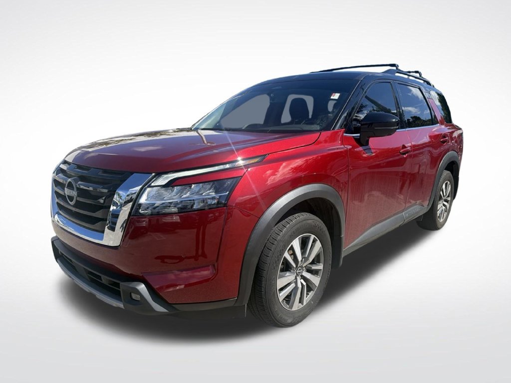 Used 2024 Nissan Pathfinder SL FWD image 3