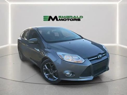 Used 2013 Ford Focus SE FWD image 1