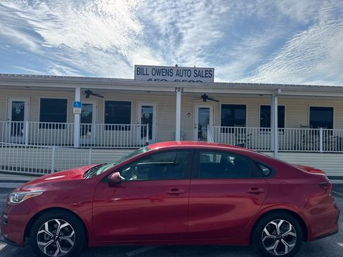 Used 2021 Kia Forte LXS FWD image 2
